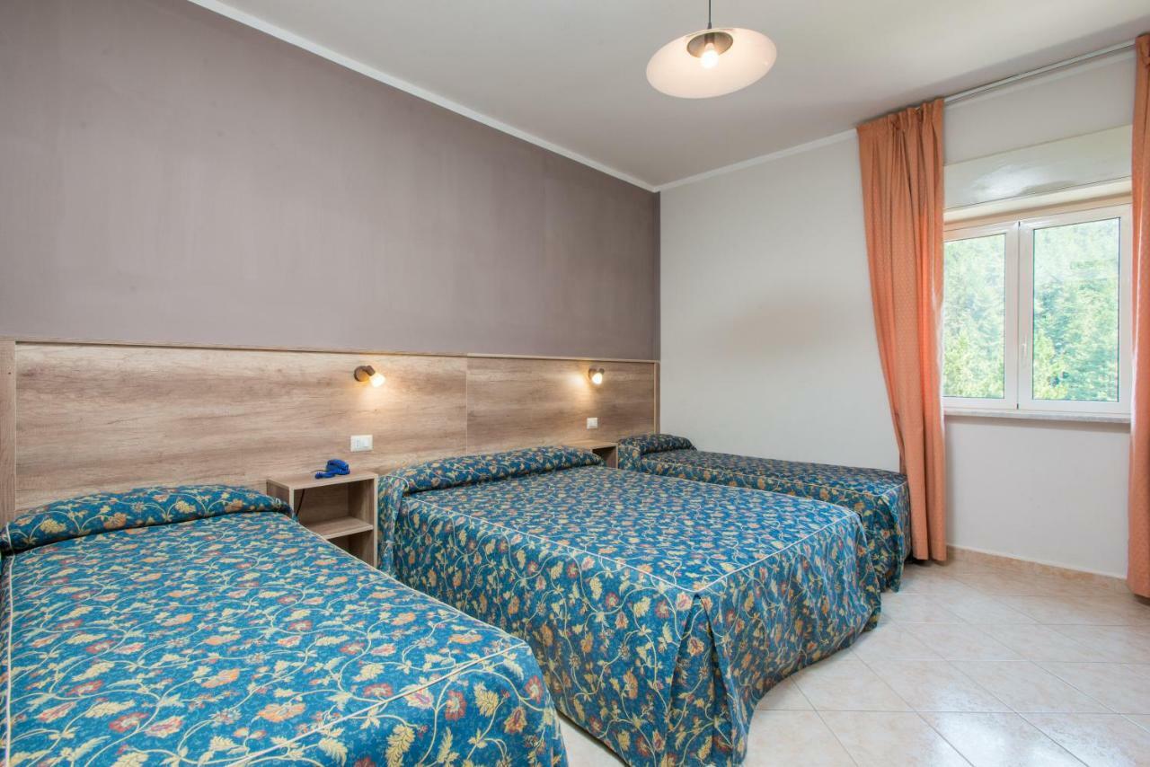 Hotel Tasso Camigliatello Silano Exterior photo